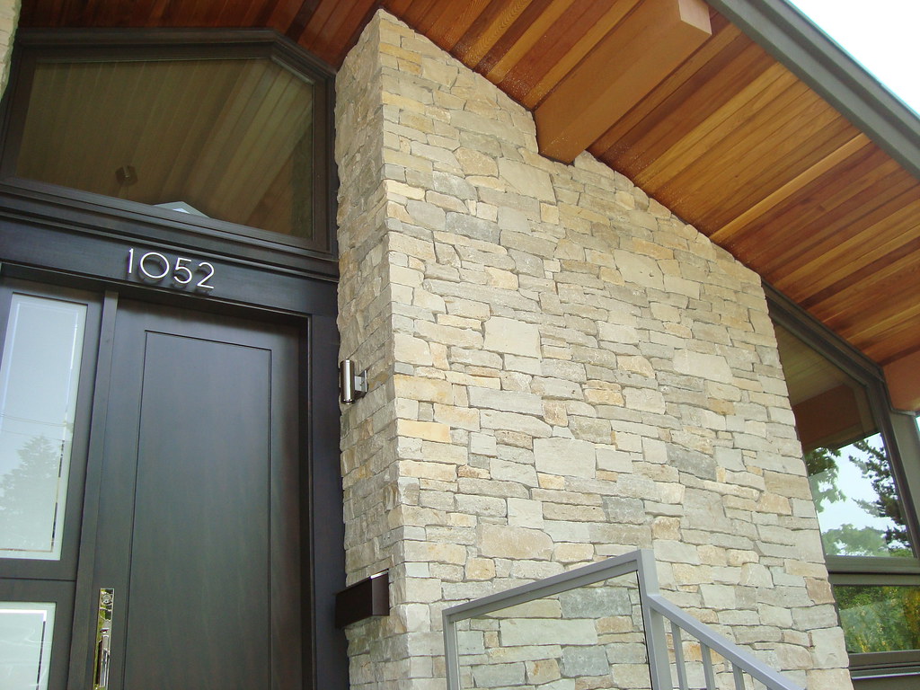 light exterior feature natural stone